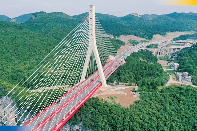 贵州省玉石高速公路凯峡河特大桥 全景图